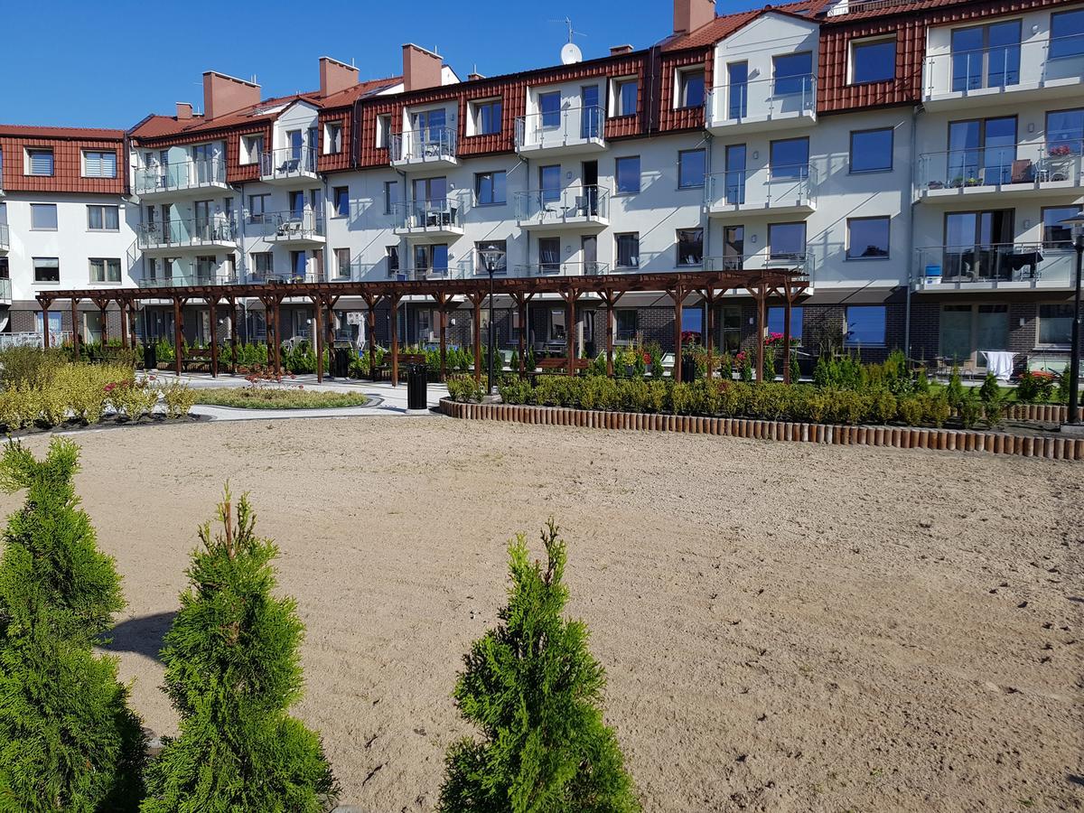 Wyspa Uznam - Roza Wiatrow Świnoujście Exteriör bild